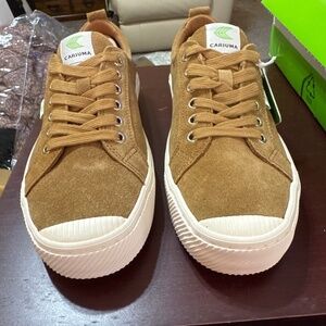 Cariuma OCA Low Suede Sneakers Unisex Camel Brown